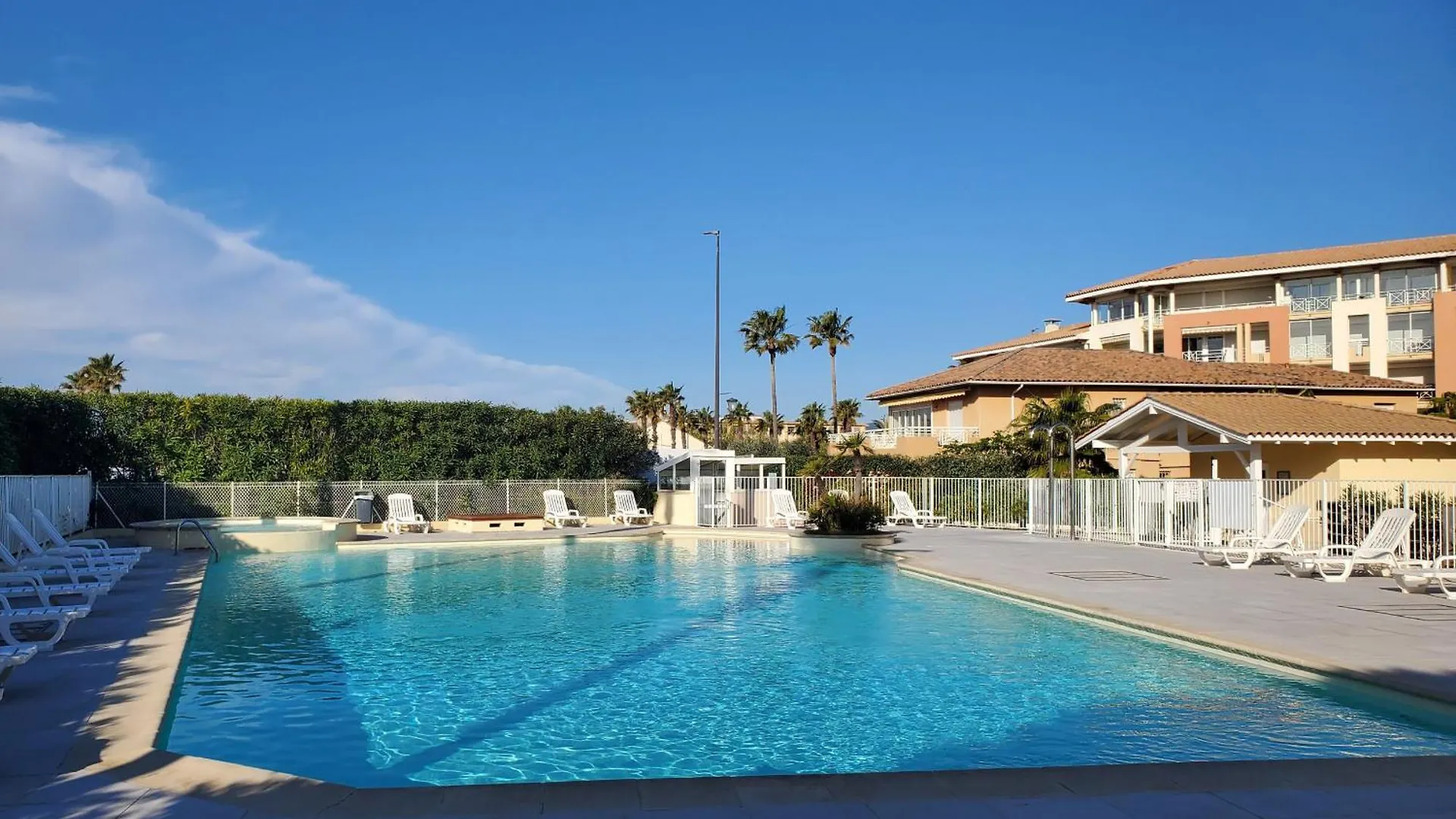Cap Hermes, Magnifique Vue Mer Pour Ce Studio 33M2 Fréjus Appartement