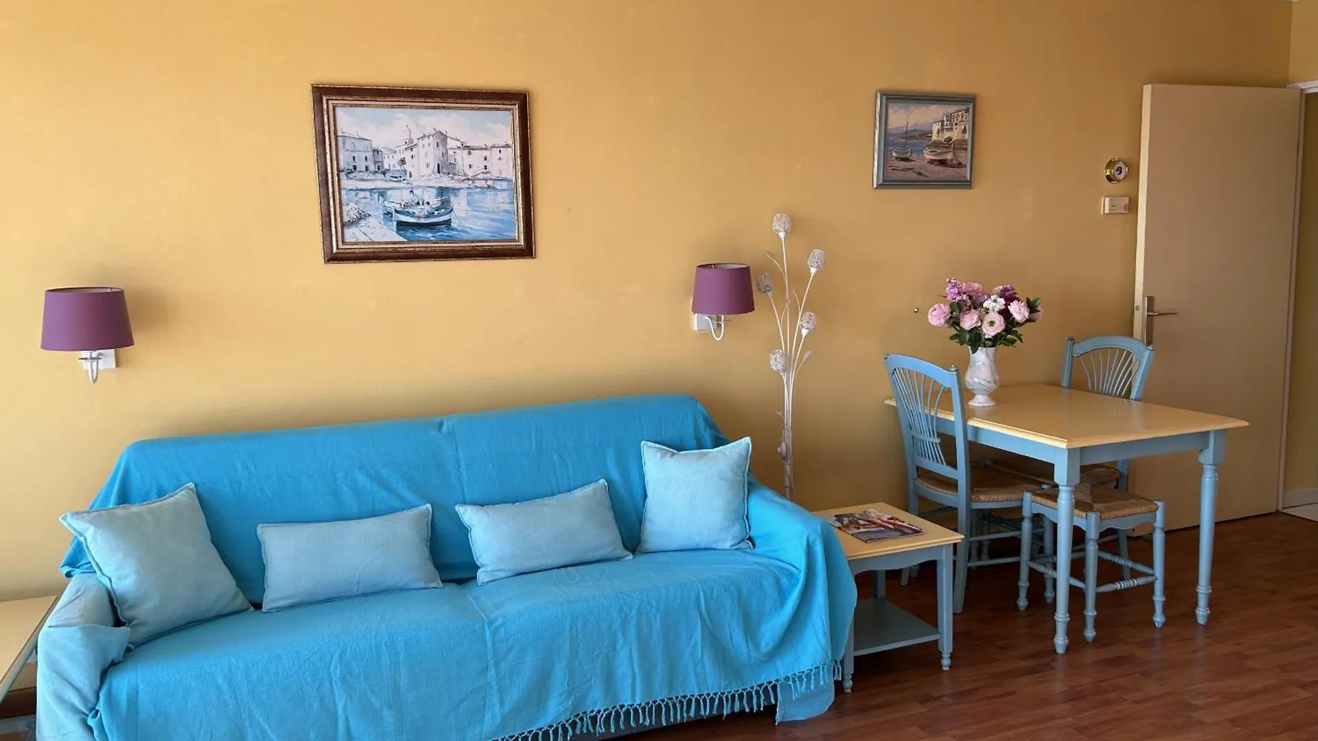 Cap Hermes, Magnifique Vue Mer Pour Ce Studio 33M2 Fréjus France